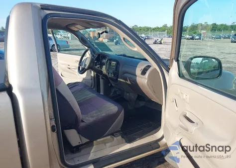 2005 Toyota Tundra из США, поврежденный, VIN 5TBJT32155S461775